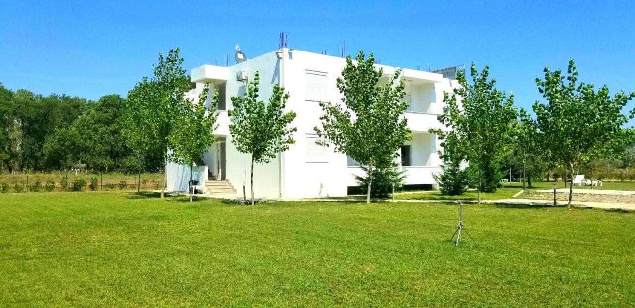 Riviera Inn Apartments Ulcinj Exteriör bild